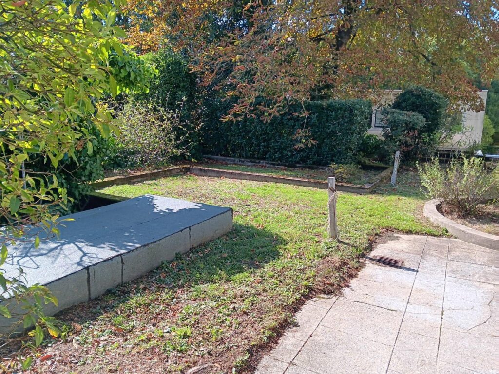 Entretien des espaces verts pour syndics et copropriétés à Nantes syndic tonte pelouse nantes