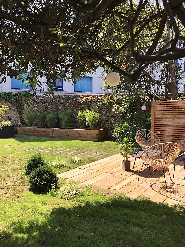vertigo terrasse bois dans jardin
